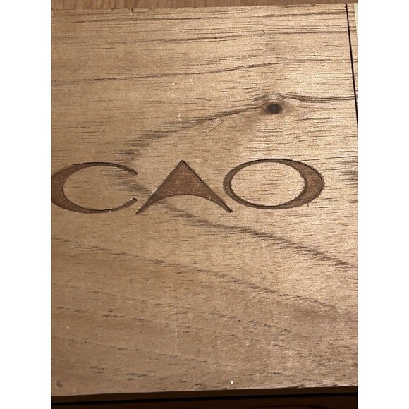 Cao Pilon Robusto Empty Wooden Cigar Box 8.75x6x2 - Picture 2 of 6